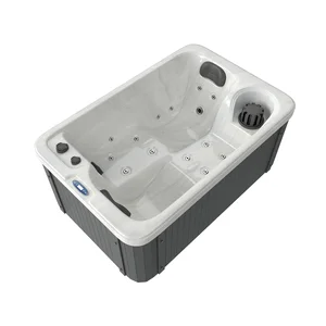 Vanjski masažni bazen Sanotechnik Oasis SPLIT