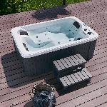 Vanjski masažni bazen Sanotechnik Oasis SPLIT + dodatak stepenice